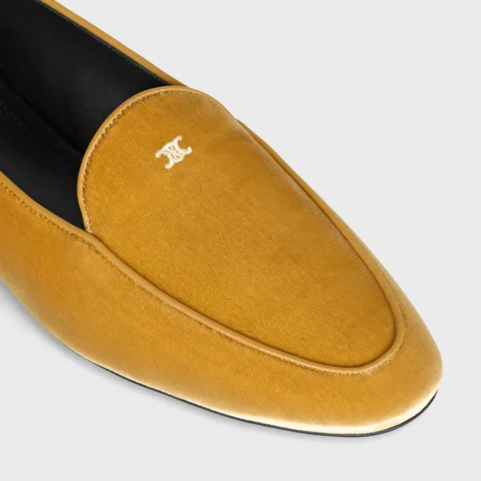 Aura Loafer in Velvet