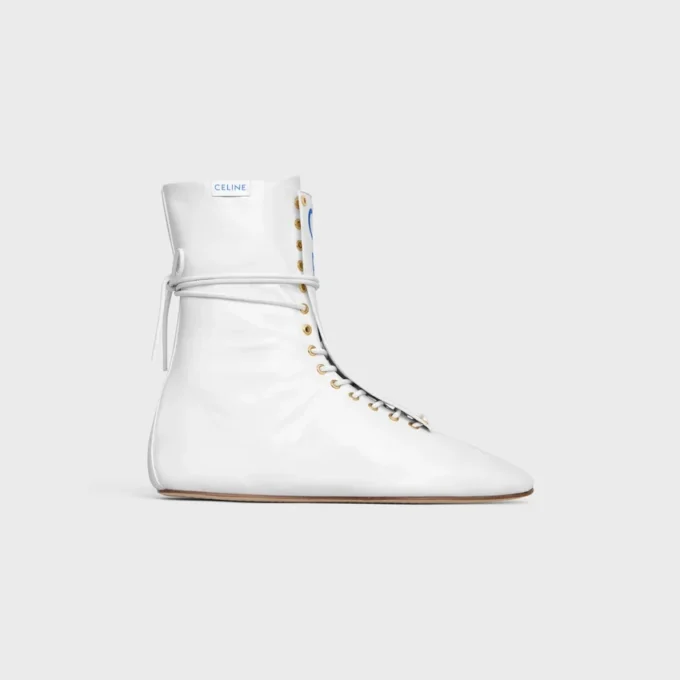 Ballet High – Lace-Up Boot in Lambskin