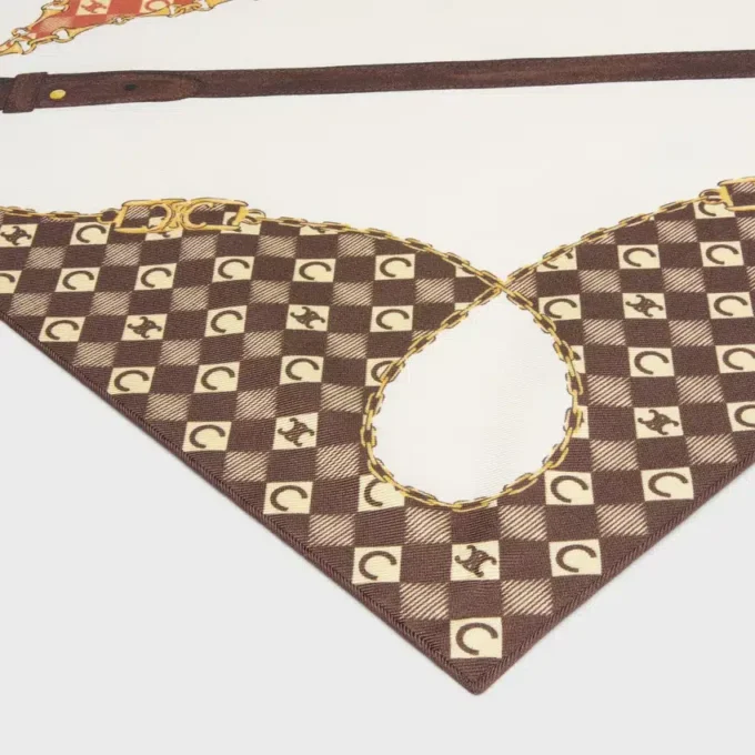 Bandana in Silk Twill Bandana in Silk Twill