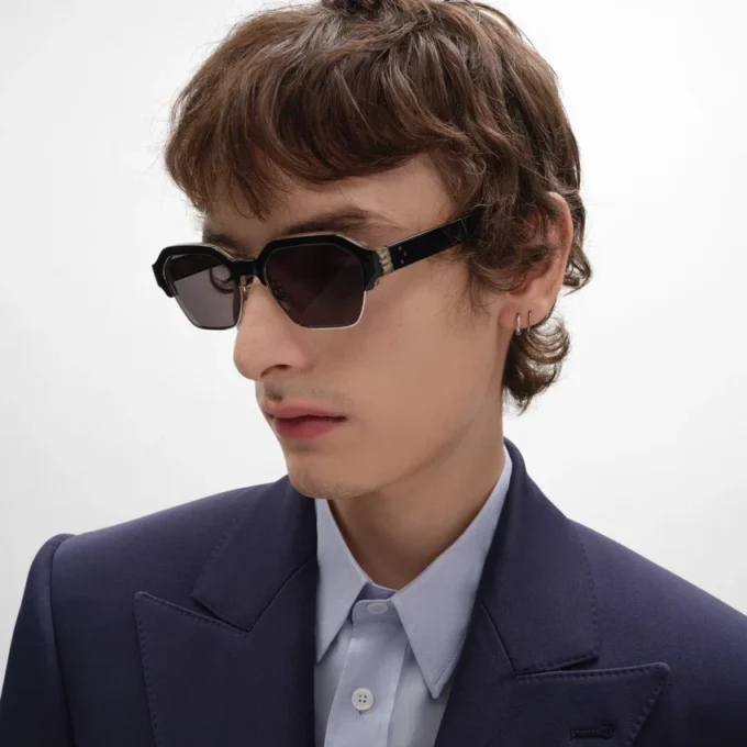 Black Frame 63 Sunglasses in Acetate and Metal