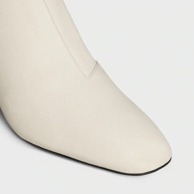 Cheri – Zipped Boot in Stretch Lambskin