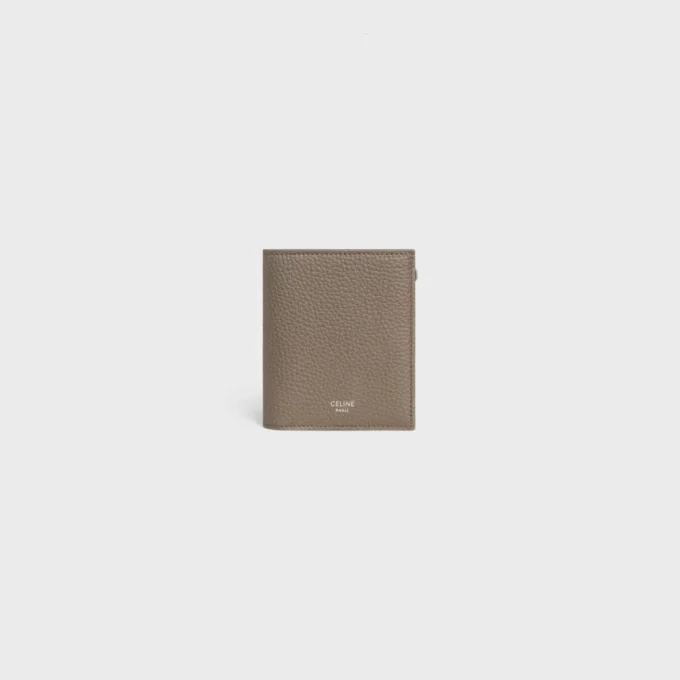 Compact Wallet in Grained Calfskin