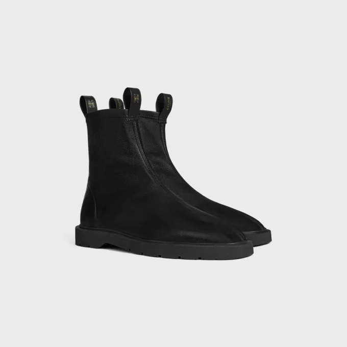 Flow – Zipped Boot in Stretch Lambskin Flow – Zipped Boot in Stretch Lambskin