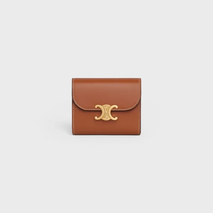 Small Flap Wallet Triomphe in Shiny Smooth Lambskin Small Flap Wallet Triomphe in Shiny Smooth Lambskin