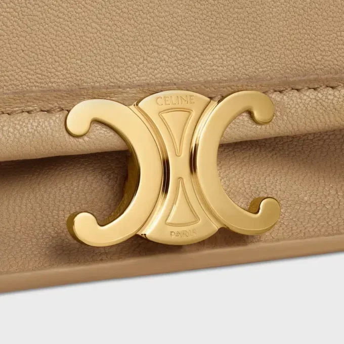 Soft Triomphe Besace  in Supple Shiny Lambskin