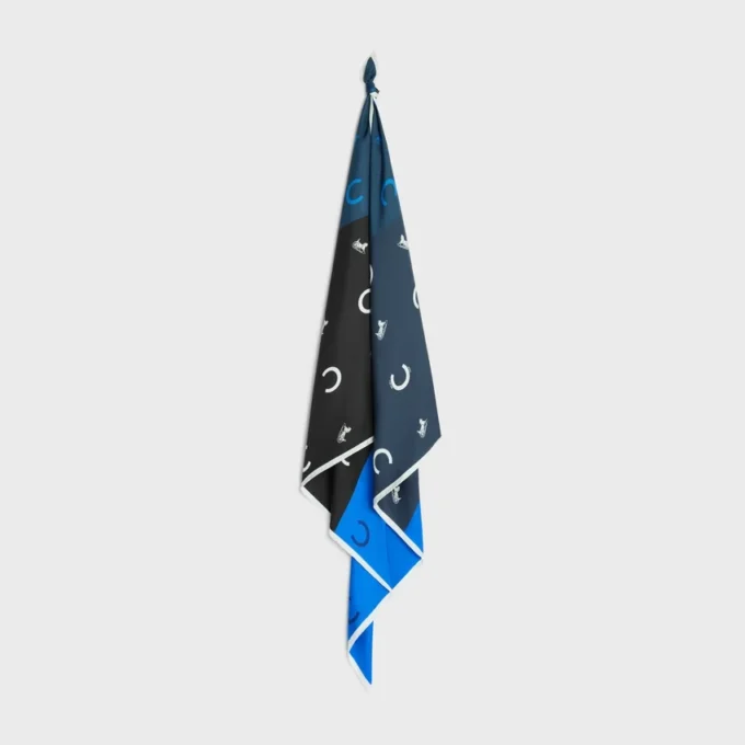 Square in Silk Twill