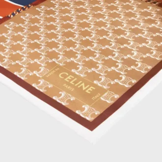Square in Silk Twill