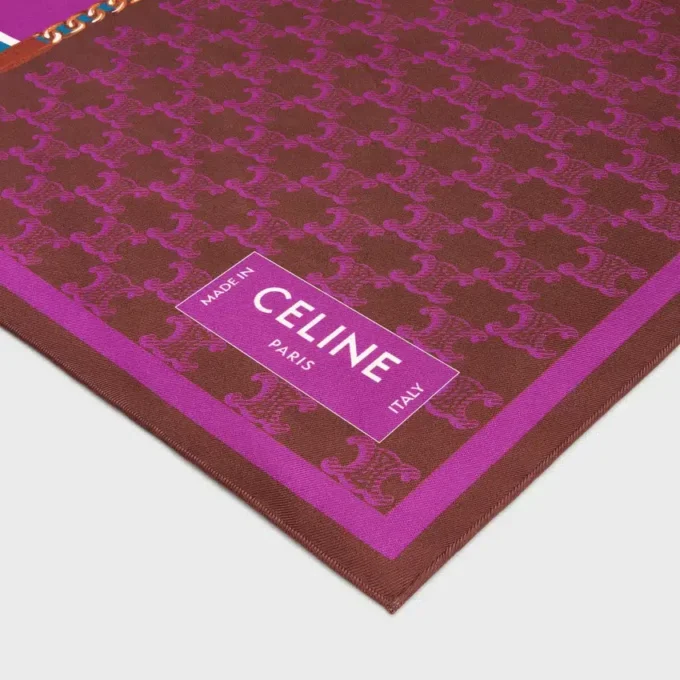 Square in Silk Twill