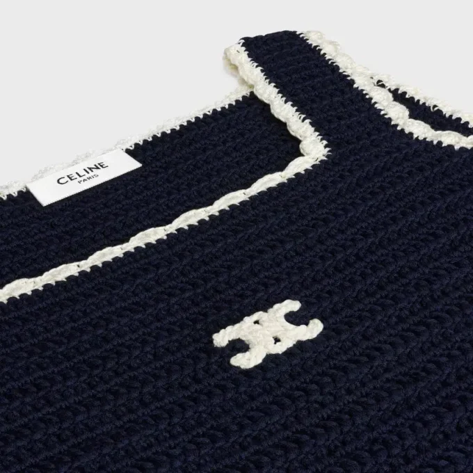 Top in Crocheted Cotton Top in Crocheted Cotton