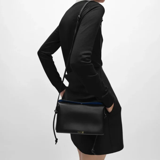 Trio Flap in Smooth Lambskin Trio Flap in Smooth Lambskin