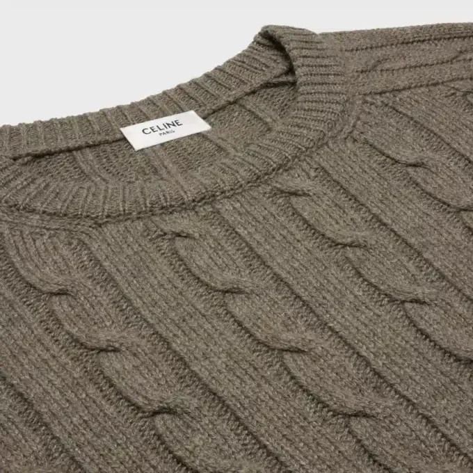 Triomphe Sweater in Cable-Knit Cashmere