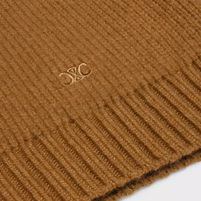 V-Neck Sweater in Cashmere
