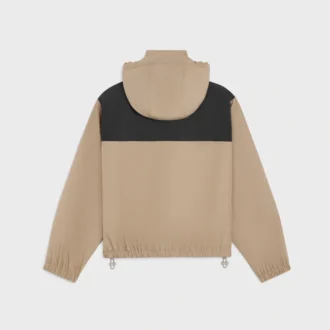 Windbreaker in Nylon